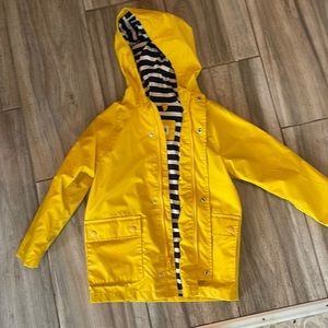 Baby Gap Size 5 raincoat EUC